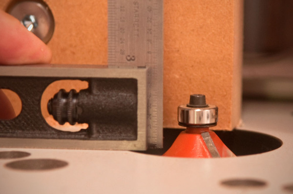 Using a combination square to true a router bit