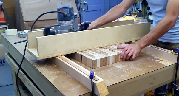 router sled to flatten large slabs