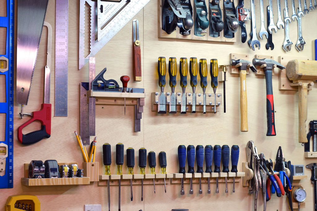 How to Build a Custom Tool Wall ManMadeDIY