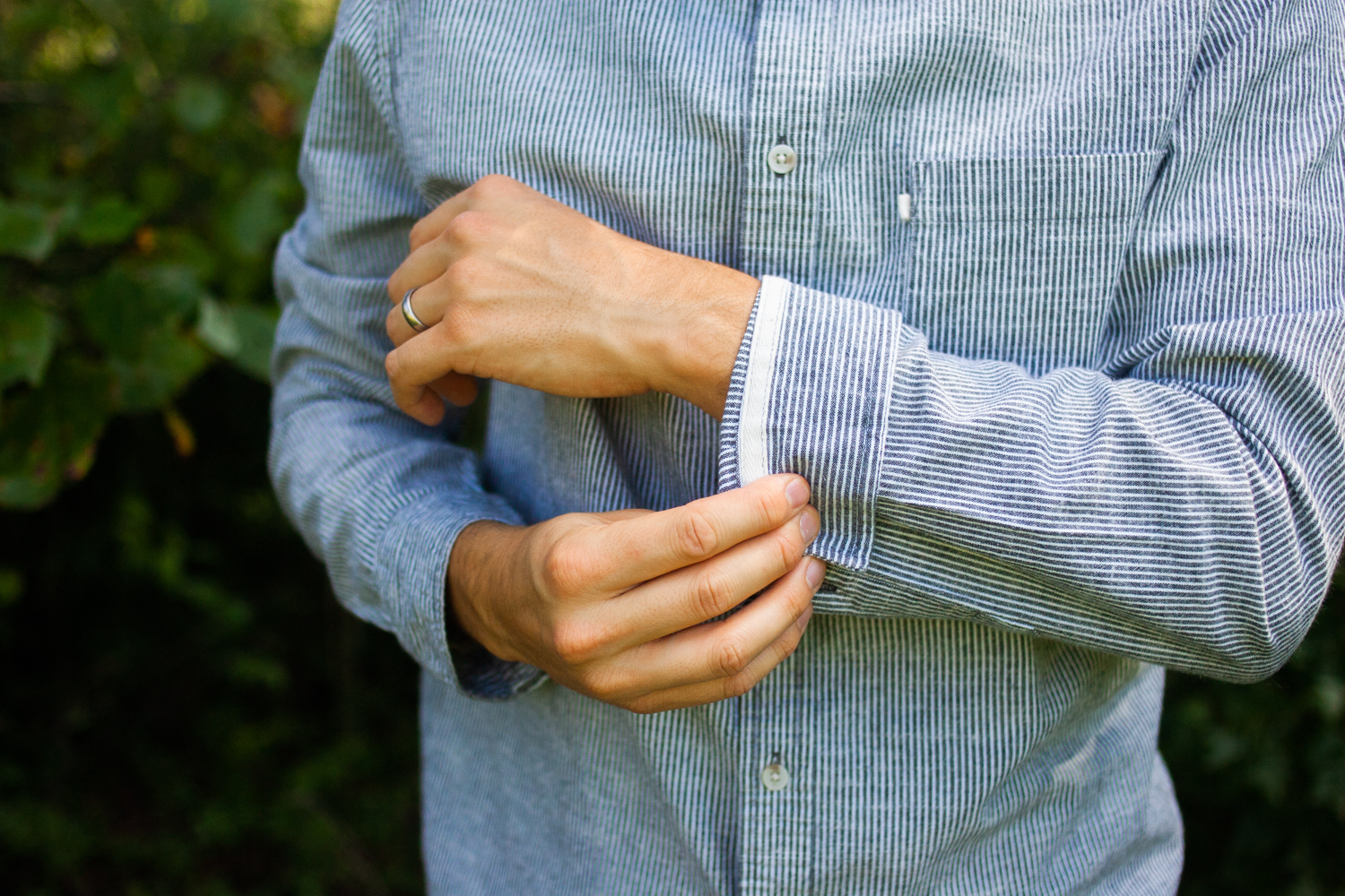 how to roll up sleeves on any shirt