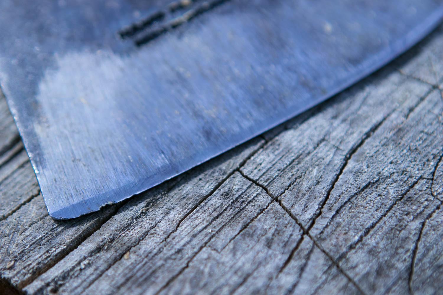how to sharpen an axe - old edge